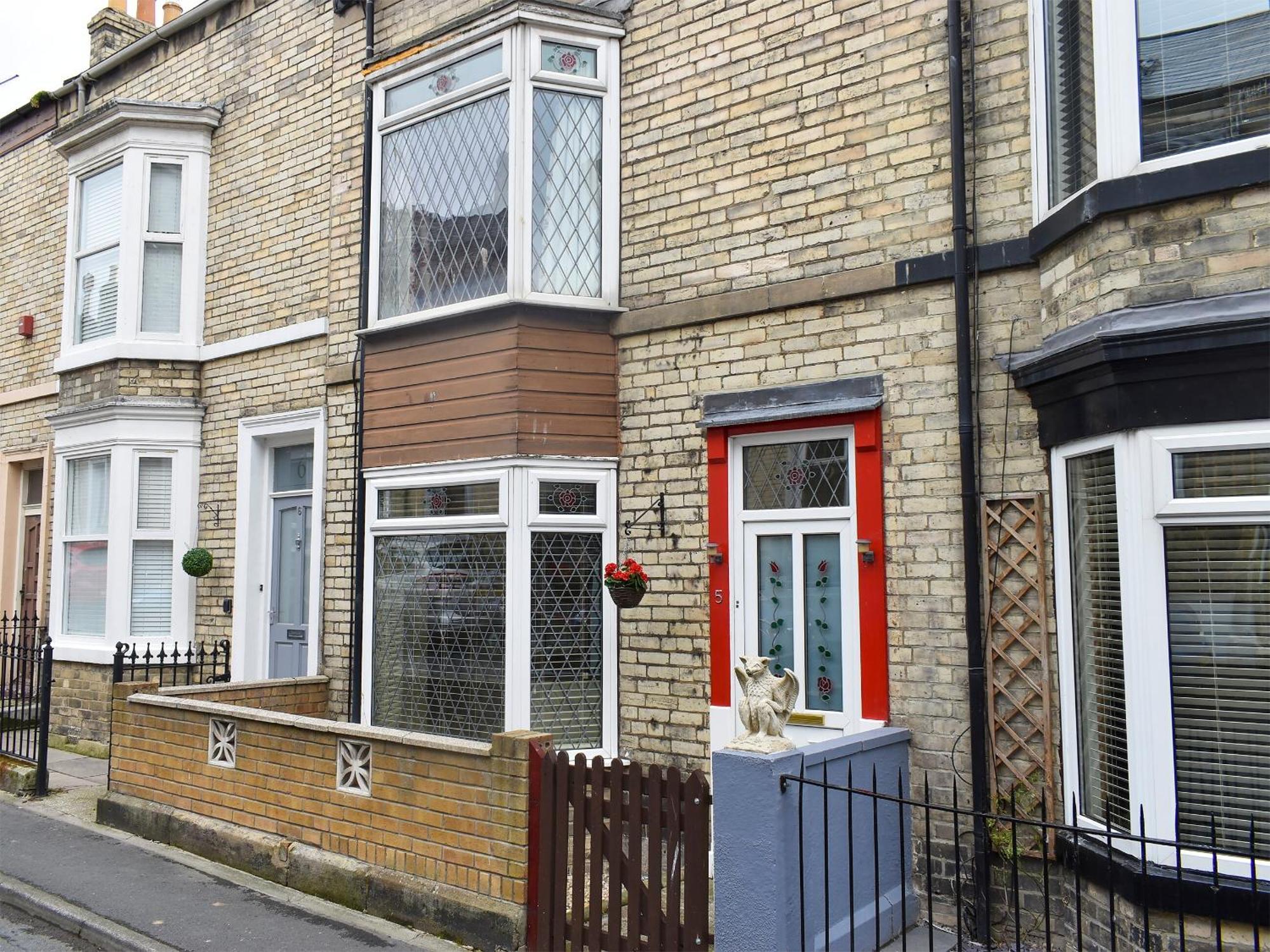 Ruffles Whitby Exterior foto